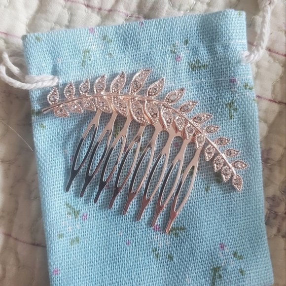 Bridal + formal Gold Crystal Wedding hair comb hair piece for updos- New​​ - Picture 5 of 11